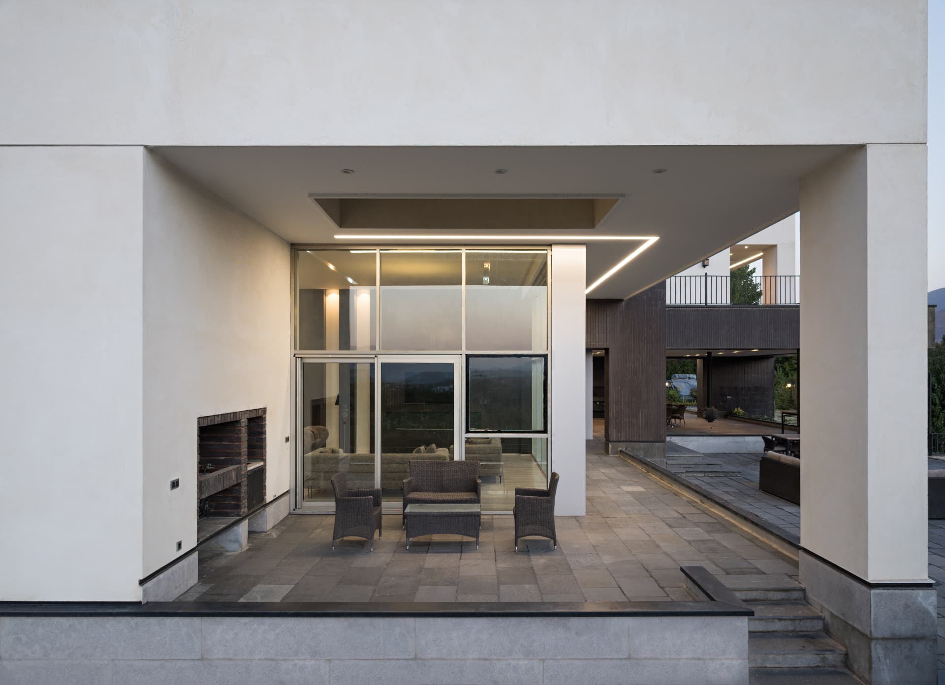 Horizontal Villa