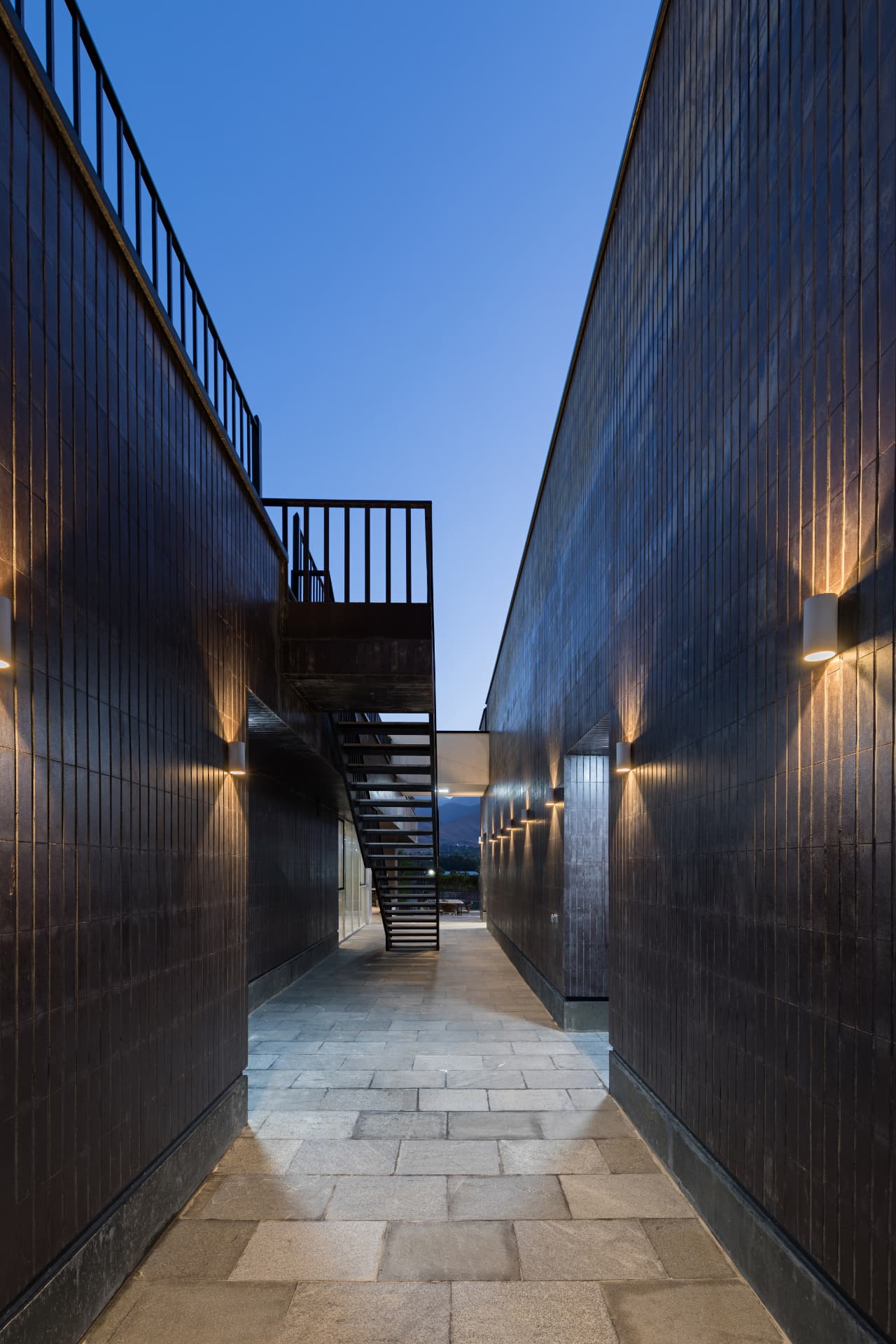 Horizontal Villa
