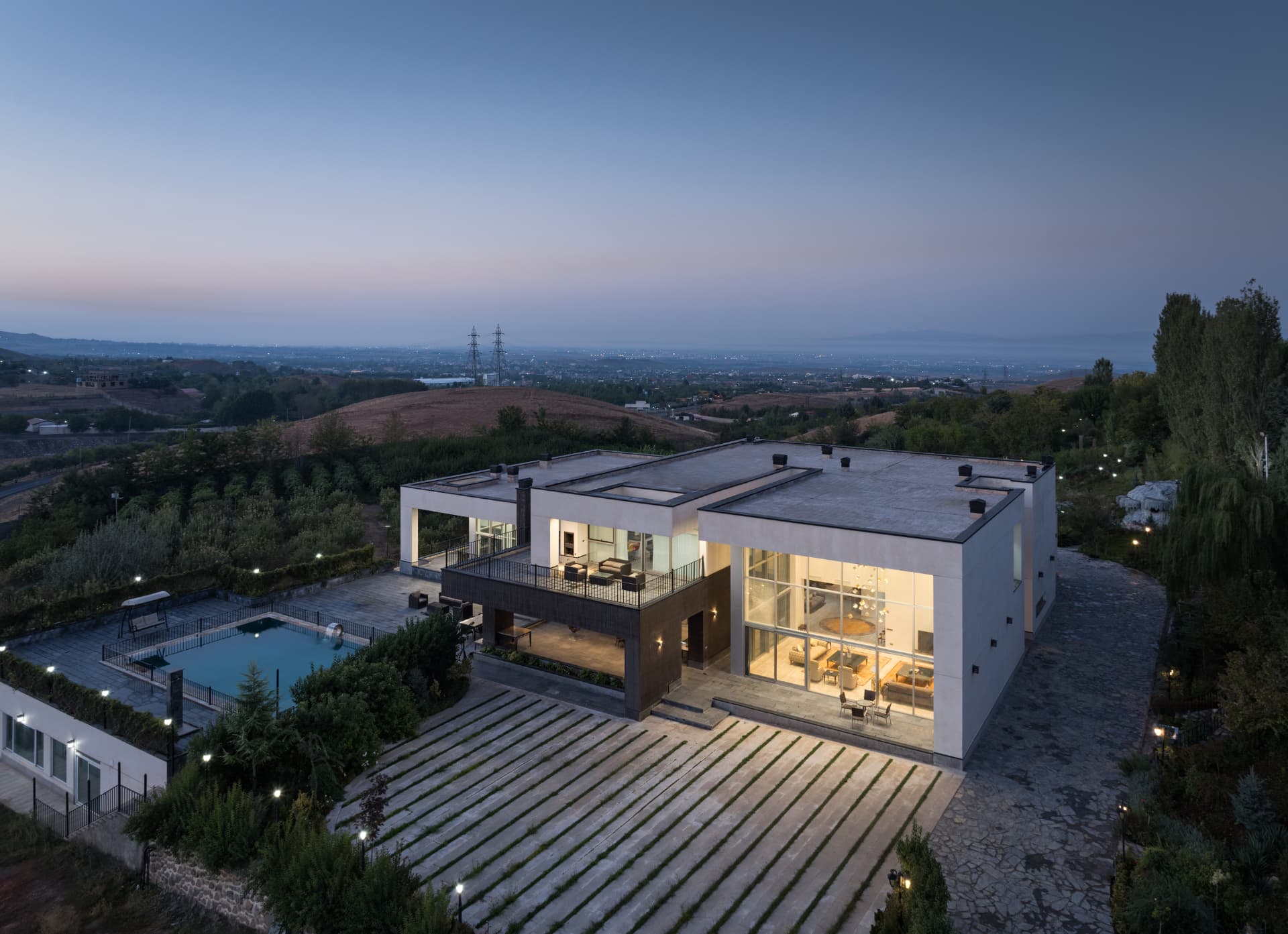 Horizontal Villa